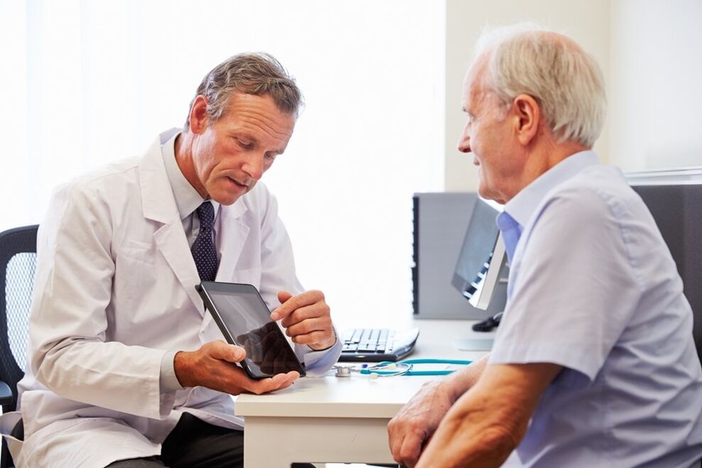 Doctors make appointments for patients with prostatitis