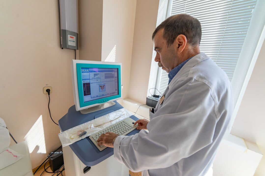 Fixation device for treating prostatitis